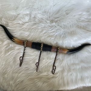 Mounted Longhorn Wall 3 Hook Rack